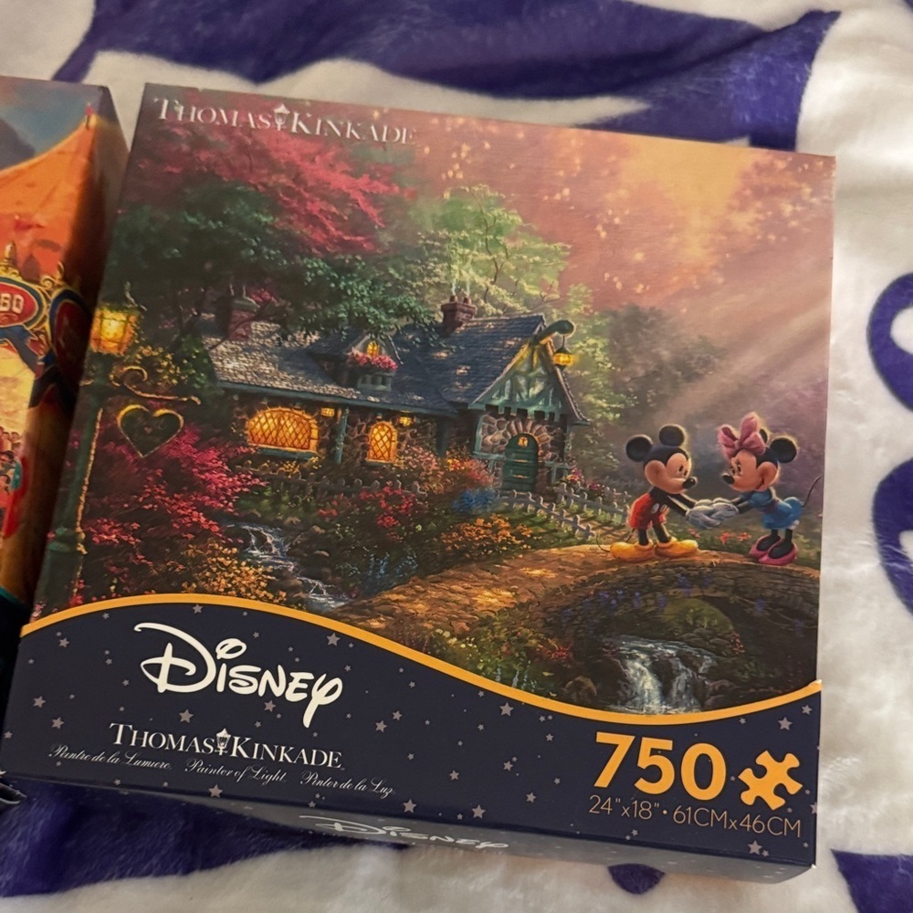 Disney Thomas Kinkade Dumbo & Mickey / Minnie Sets - Picture 2 of 6